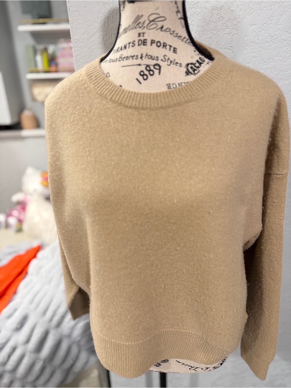 Athleta 80% Merino Wool 20% Cashmere Crewneck Sweater Tan Beige Size Large - Picture 4 of 7